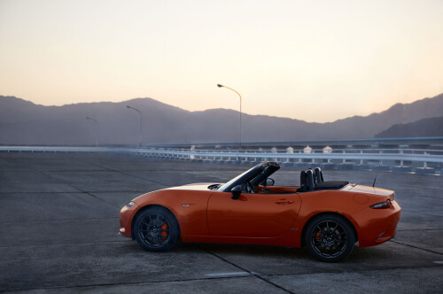 Mazda-MX-5-2020.jpg